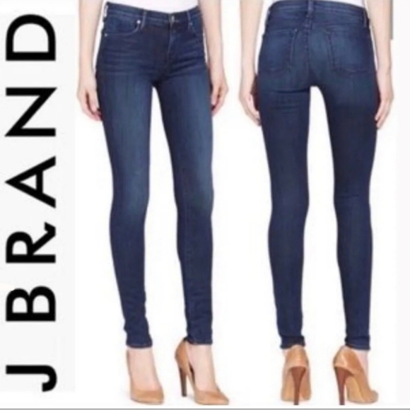 J Brand 811 skinny jeans. Medium wash. 30" inseam. - Picture 1 of 7